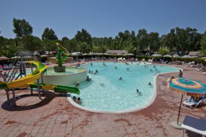 Pool 49 of 60