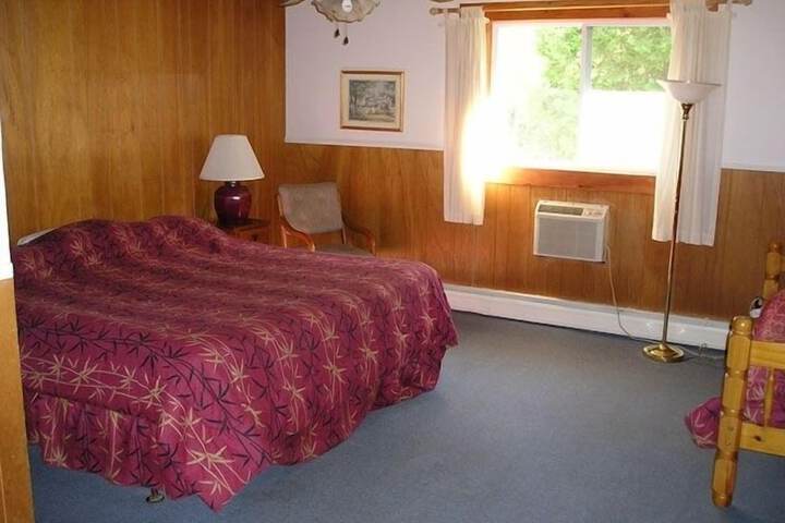 Room 17 of 37