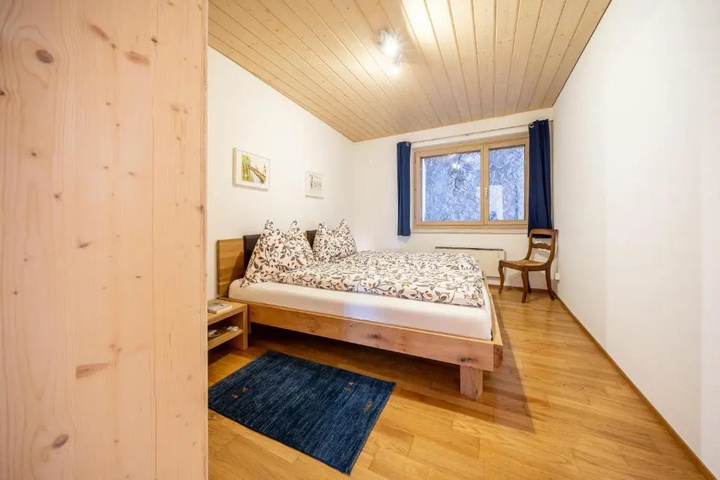 Room 6 of 20