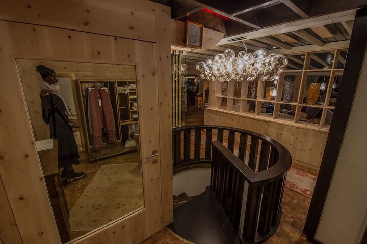 Gift Shop 54 of 111
