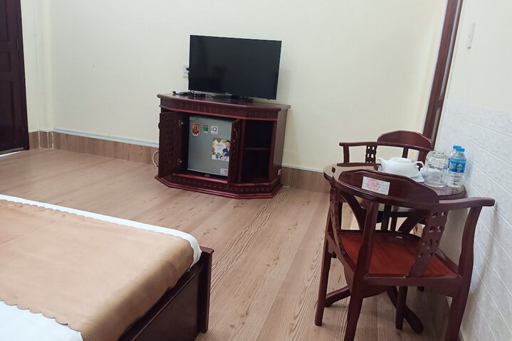 Room 11 of 105