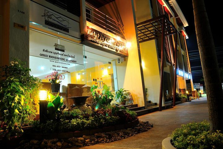 Hotel 27 of 32
