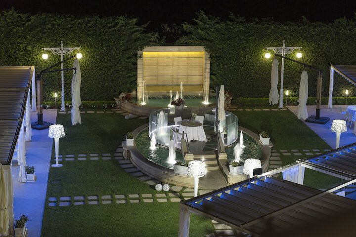 Hotel Exterior 74 of 90