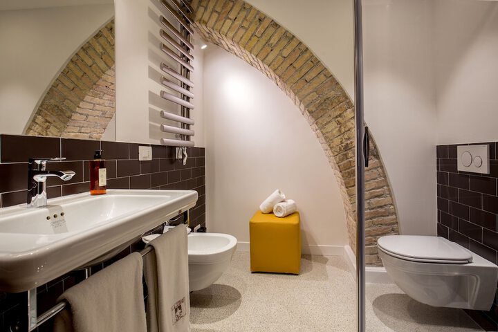 Bath Interior