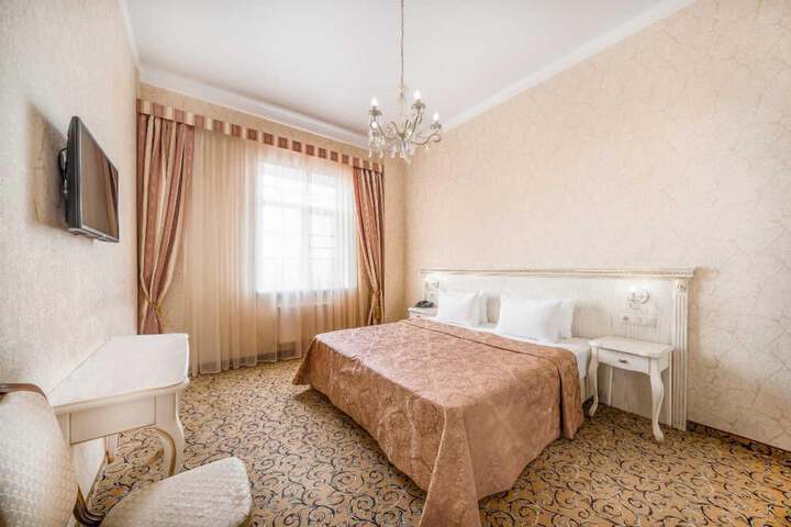 Room 49 of 94