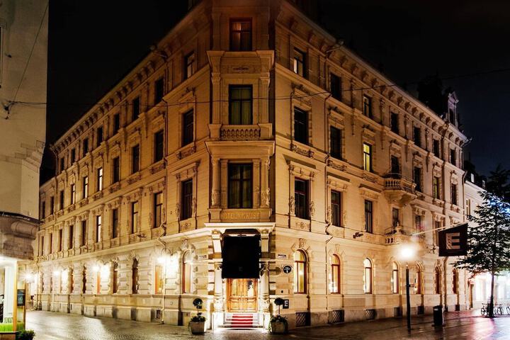 Hotel 66 of 68