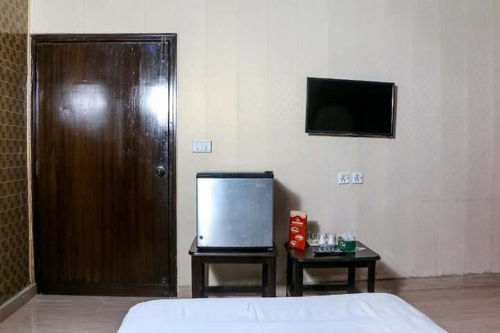 Room 50 of 68