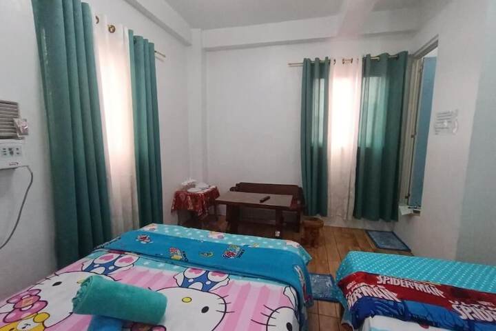 Room 4 of 35