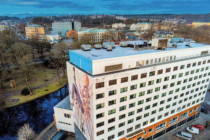 Hotel 88 of 90