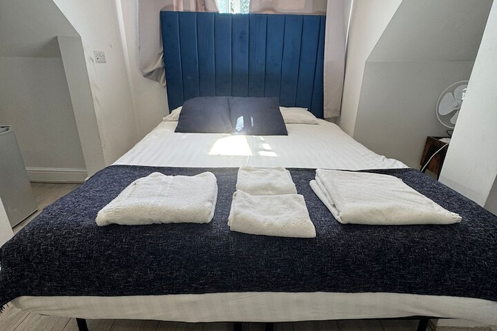 Room 57 of 117
