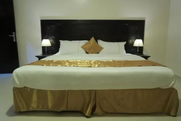 Room 2 of 12