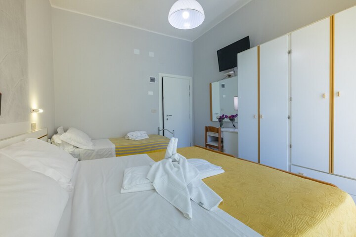 Room 20 of 41