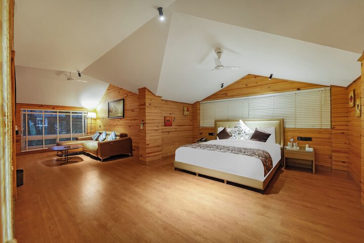 Room 51 of 297