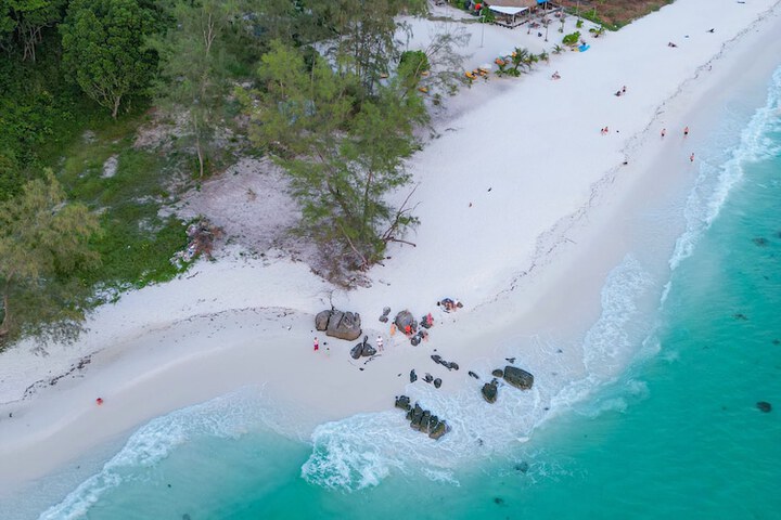 Beach 80 of 108