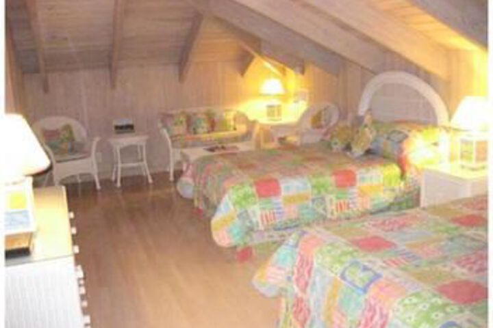 Room 10 of 22