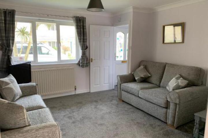 Room 2 of 10