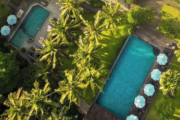 Pool 38 of 84