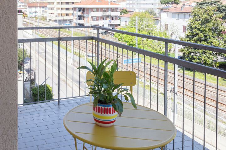 Terrace/Patio 24 of 60