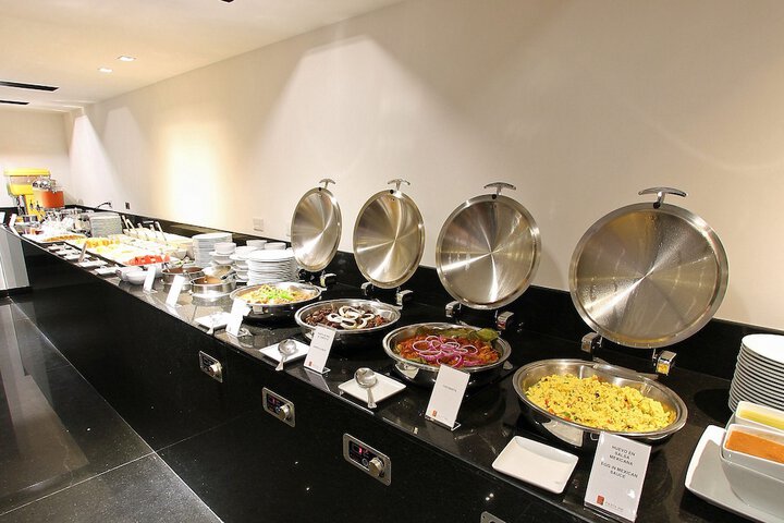 Breakfast/Coffee Service 62 of 78