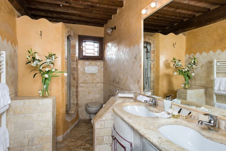 Clean Restrooms