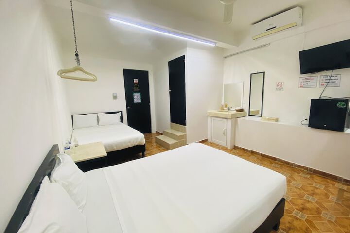 Room 4 of 22