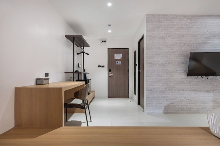 Room 40 of 106