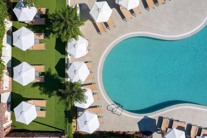 Pool 142 of 295