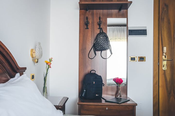 Room 17 of 89