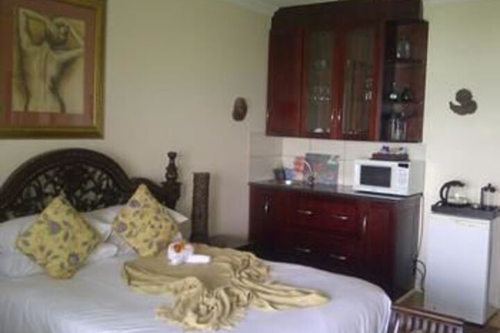 Room 13 of 26