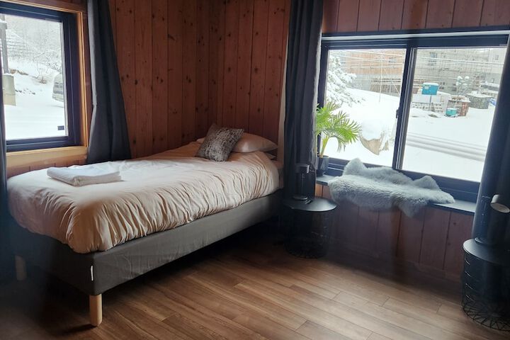 Room 4 of 42