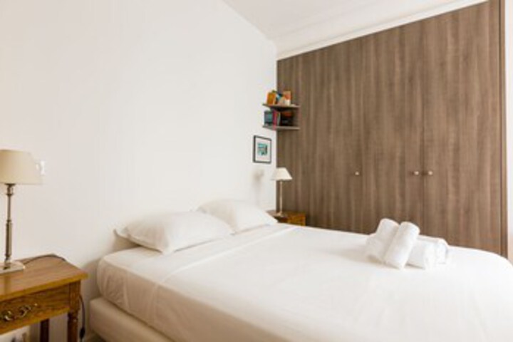 Room 22 of 27