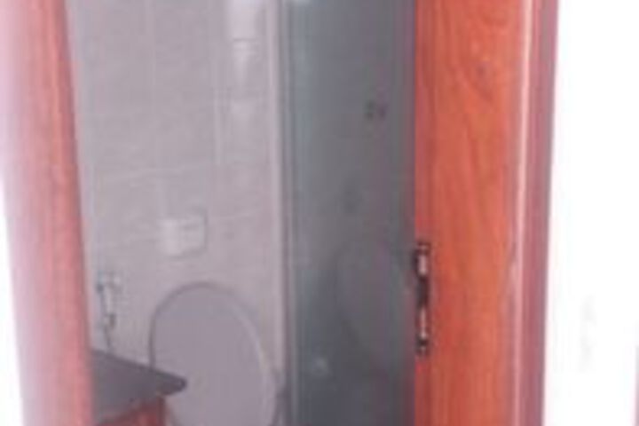 Room 6 of 42
