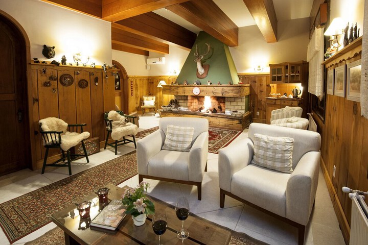 Hotel Interior 4 of 58