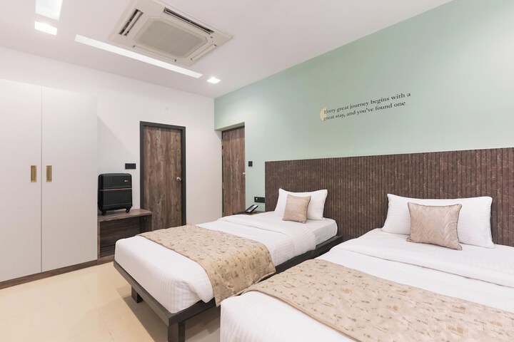 Room 14 of 40