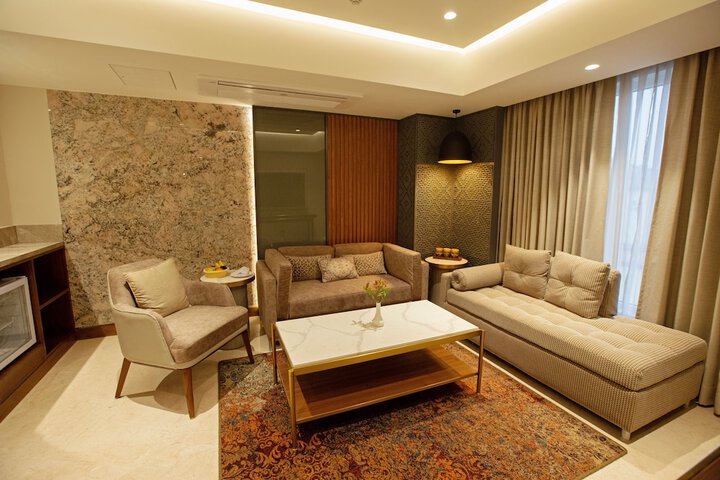 Room 32 of 111