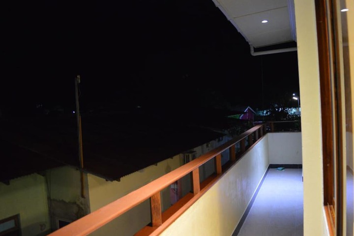 Room 10 of 20