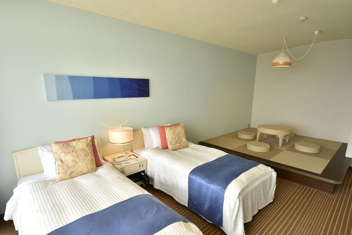 Room 14 of 277