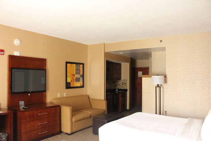 Suite 2 Queen Beds (19 of 51)