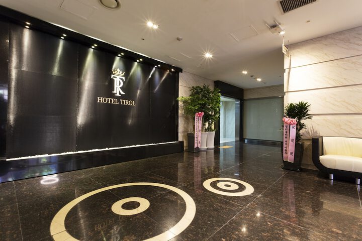 Hotel Interior 9 of 42