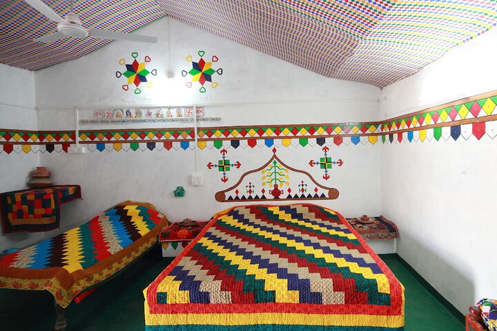 Room 2 of 49