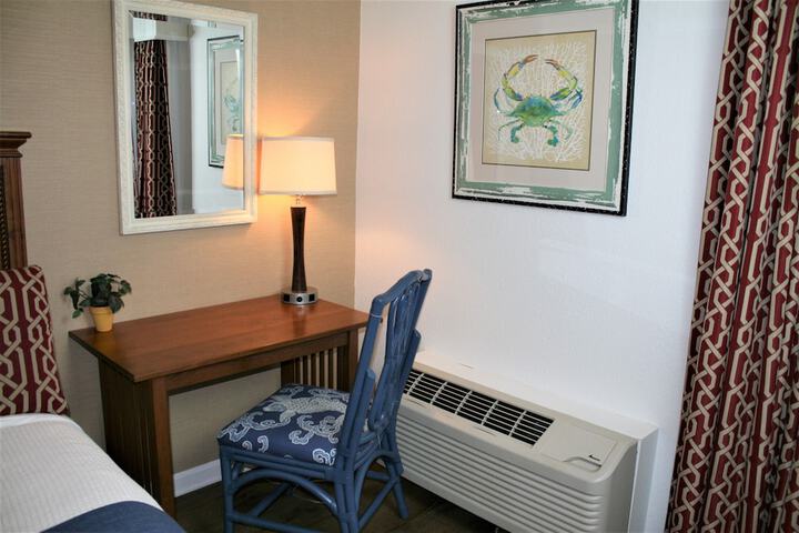 Room 19 of 169