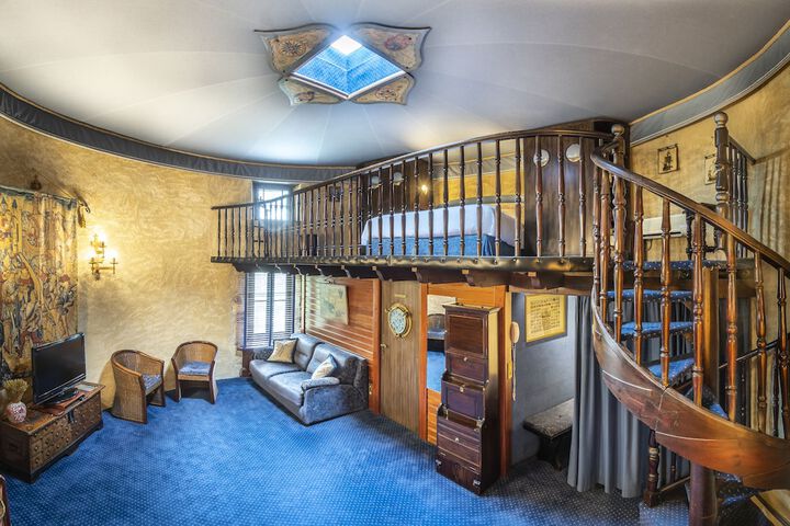 Room 25 of 71