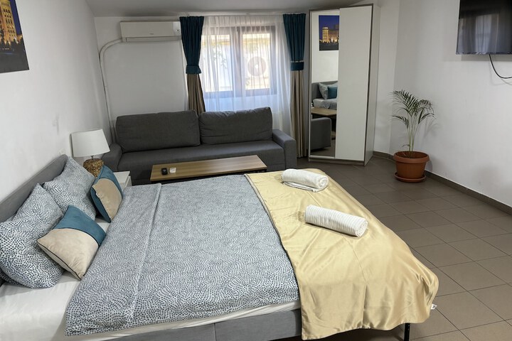 Room 43 of 109