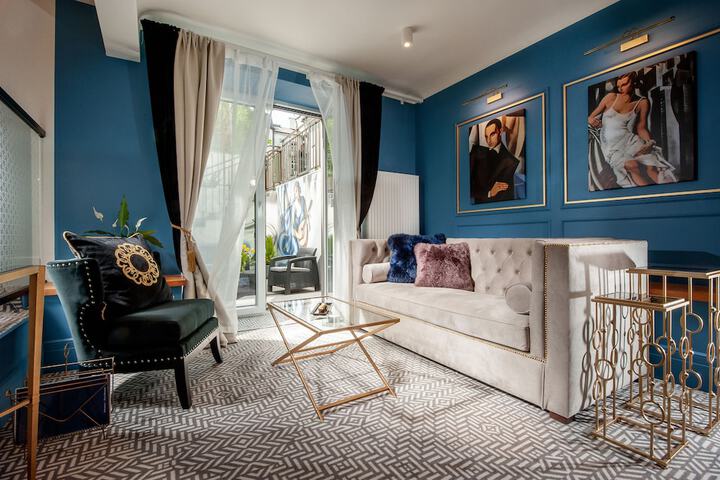Room 40 of 77