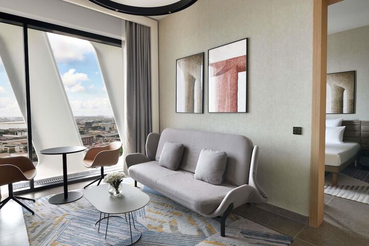 Room 25 of 119