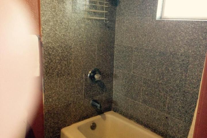 Room 7 of 20