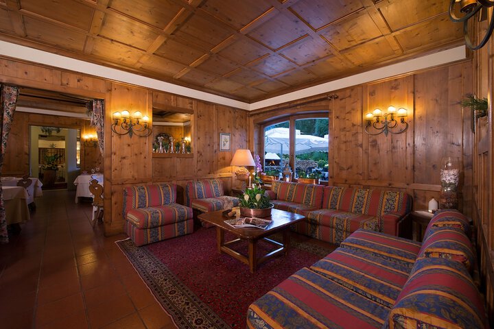 Hotel Interior 2 of 37