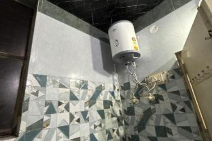 Madhusudan home stay