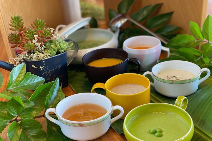 Breakfast/Coffee Service 64 of 83