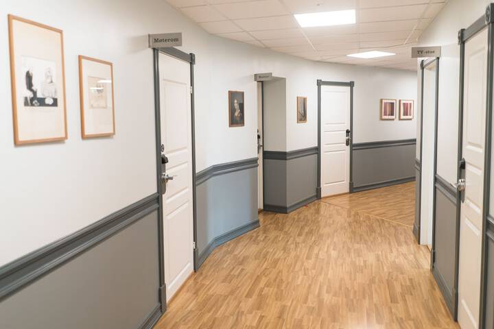 Ballroom/Hall 49 of 60